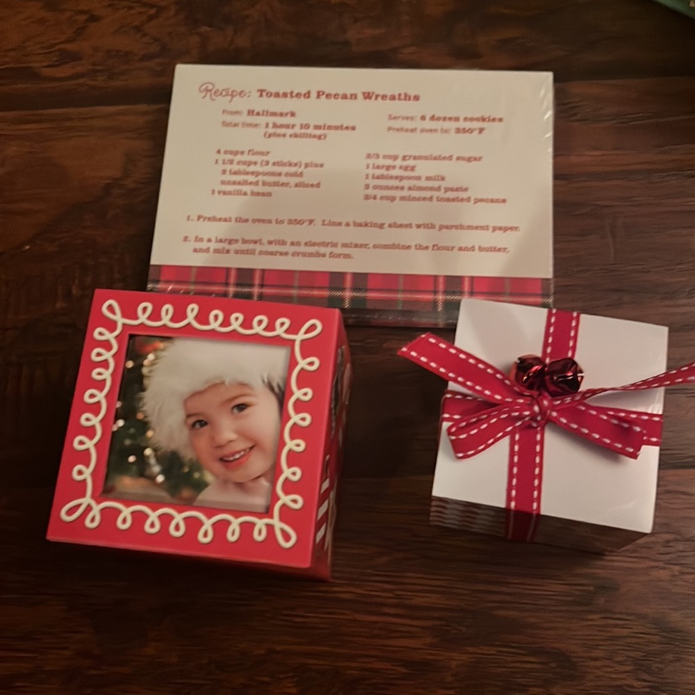 Christmas Recipe Box - Picture 3 of 4